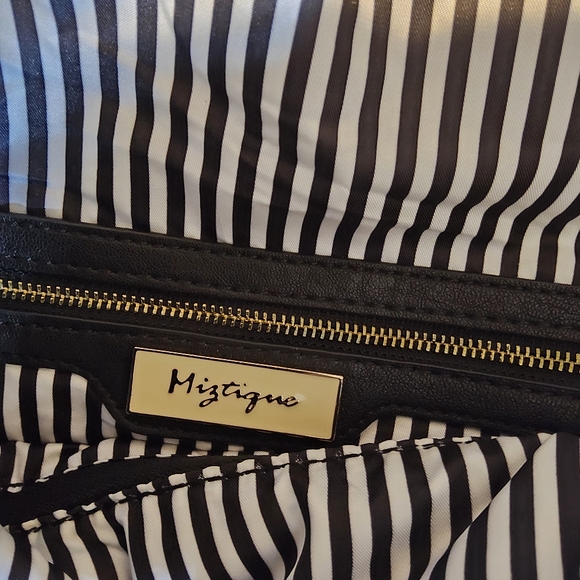 Miztique Faux Leather backpack - Picture 5 of 8